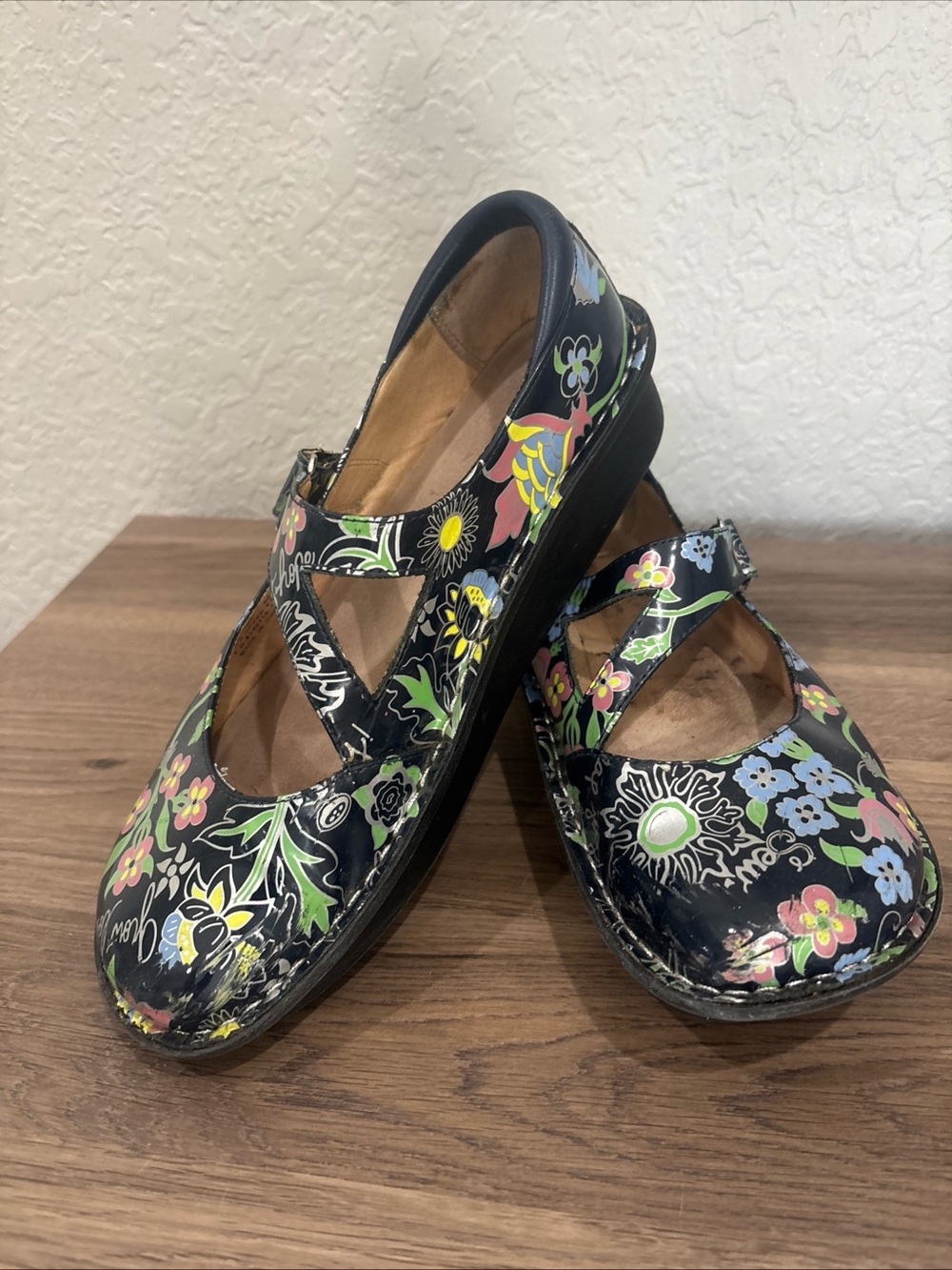 Women’s Floral Mary Jane Comfort Shoes - Black Algeria PG Lite Sz 9 US
